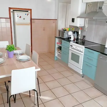 Logement & Terrasse Au Lac Leman Apartmán *