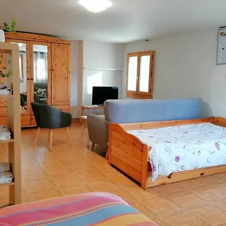Logement & Terrasse Au Lac Leman Apartmán *